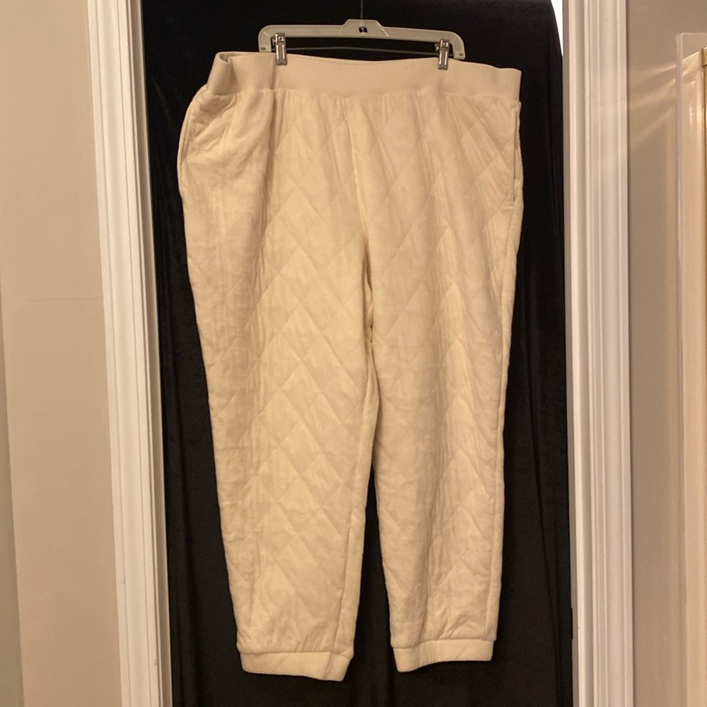 Universal Threads Quilted sweatpants, size 2X